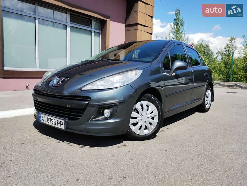 Peugeot 207 2010