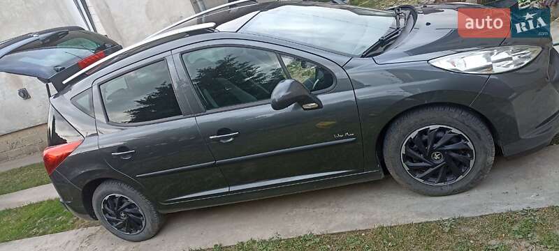 Универсал Peugeot 207 2009 в Ивано-Франковске