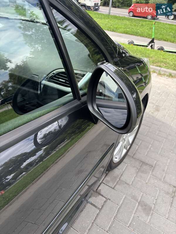 Хэтчбек Peugeot 207 2007 в Львове