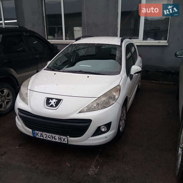 Peugeot 207 2011