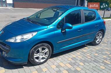 Хетчбек Peugeot 207 2008 в Луцьку