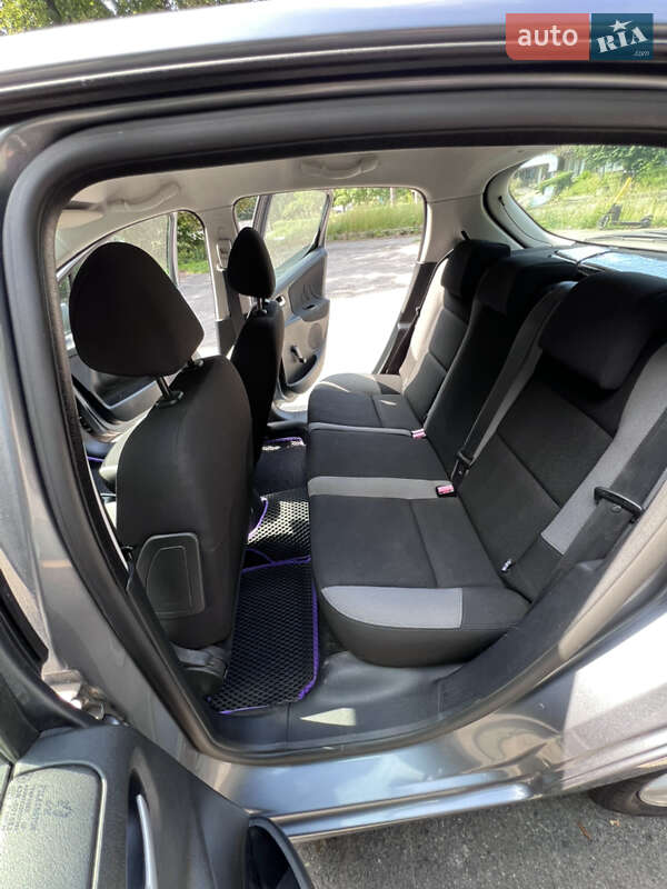 Хетчбек Peugeot 207 2009 в Вінниці