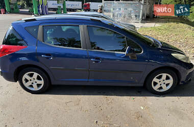 Универсал Peugeot 207 2009 в Киеве