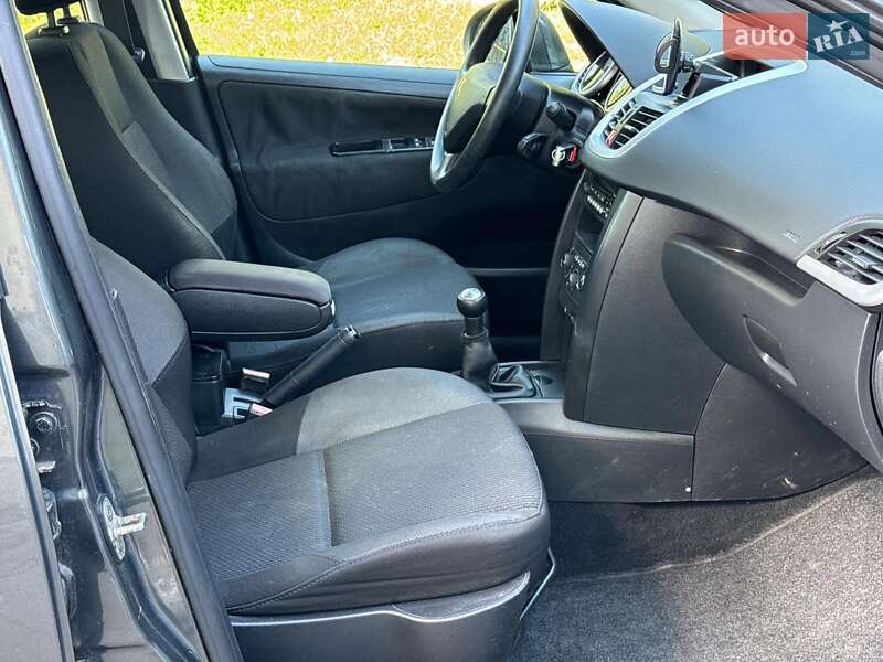 Универсал Peugeot 207 2009 в Виннице