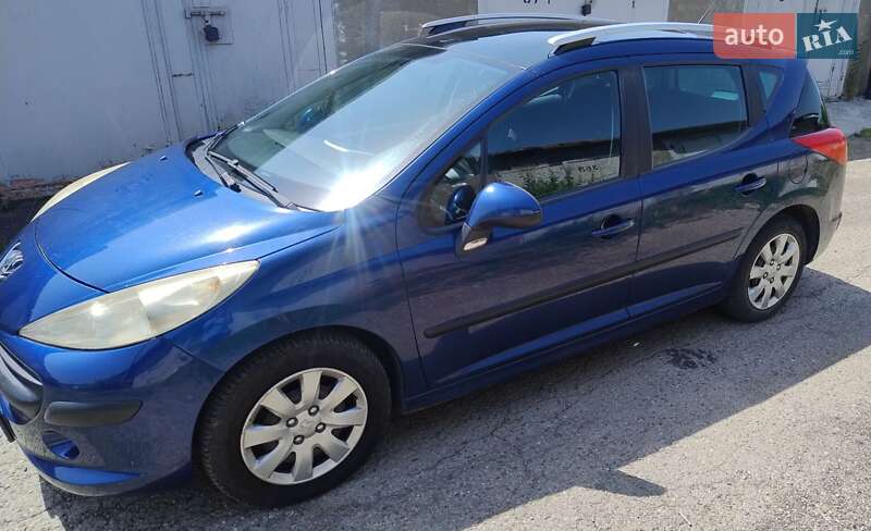 Універсал Peugeot 207 2008 в Чернівцях