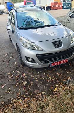 Универсал Peugeot 207 2010 в Луцке