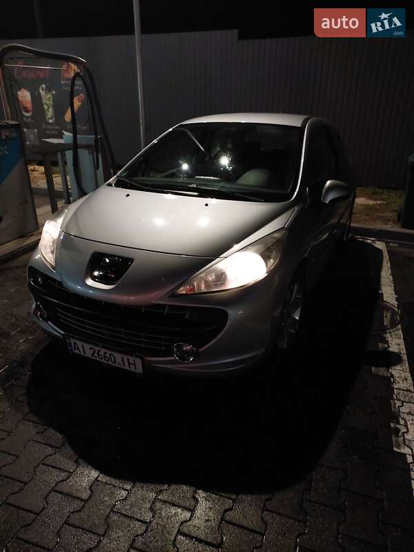 Хетчбек Peugeot 207 2007 в Бучі