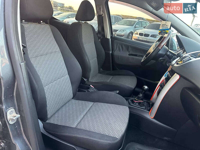 Универсал Peugeot 207 2010 в Львове