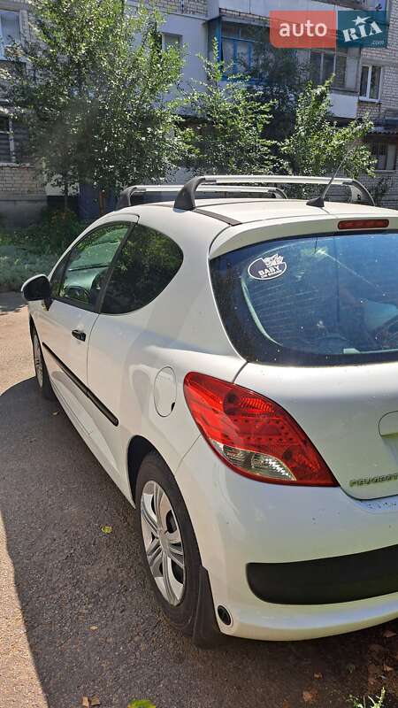 Хетчбек Peugeot 207 2010 в Харкові фото 4 Хетчбек Peugeot 207 2010 в Харкові