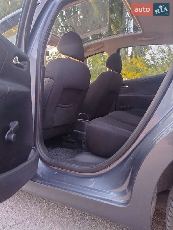 Хетчбек Peugeot 207 2007 в Полтаві фото 6 Хетчбек Peugeot 207 2007 в Полтаві