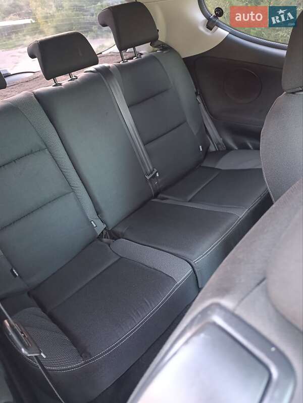 Хэтчбек Peugeot 207 2011 в Кривом Роге фото 15 Хэтчбек Peugeot 207 2011 в Кривом Роге