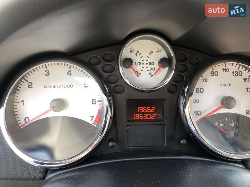 Хетчбек Peugeot 207 2007 в Стрию