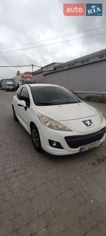 Peugeot 207 2012