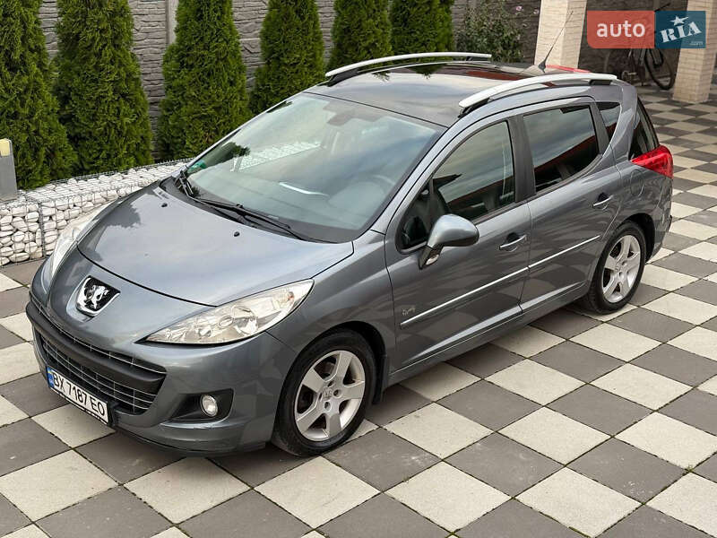 Peugeot 207 2011