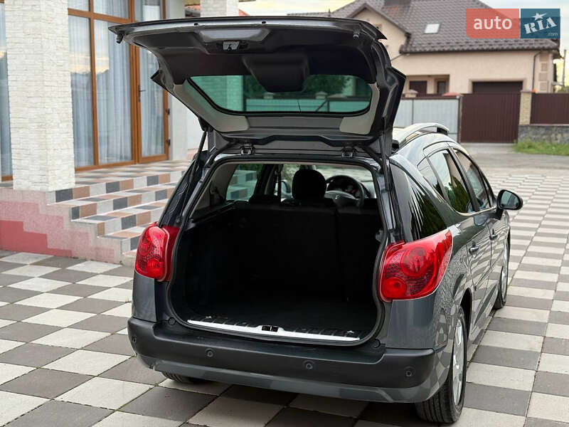 Універсал Peugeot 207 2011 в Летичіві