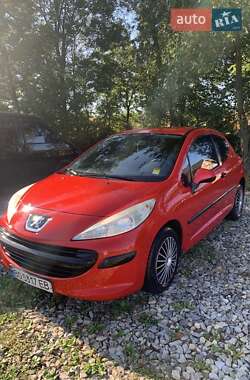 Хэтчбек Peugeot 207 2008 в Чорткове