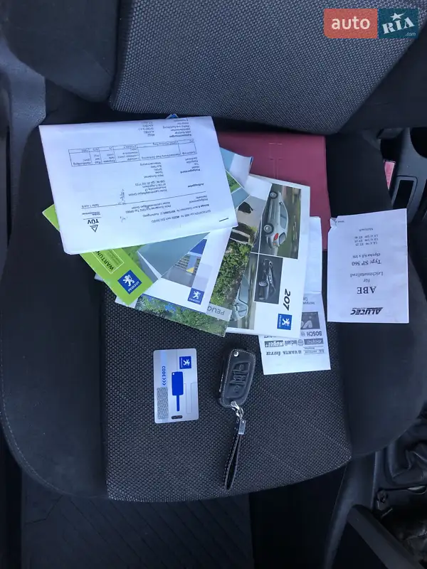 Хетчбек Peugeot 207 2007 в Стрию документ