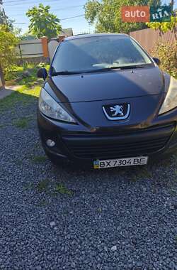 Хетчбек Peugeot 207 2010 в Шепетівці