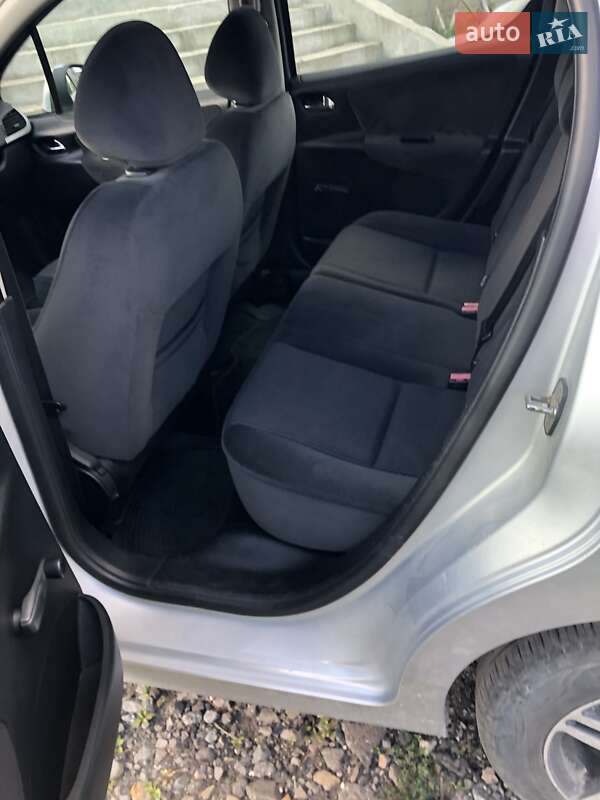 Хэтчбек Peugeot 207 2008 в Львове