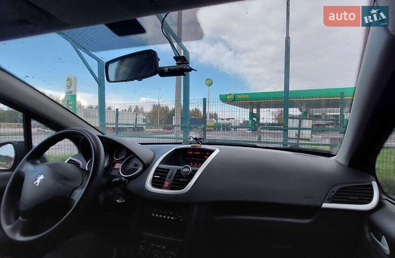 Универсал Peugeot 207 2010 в Житомире фото 11 Универсал Peugeot 207 2010 в Житомире