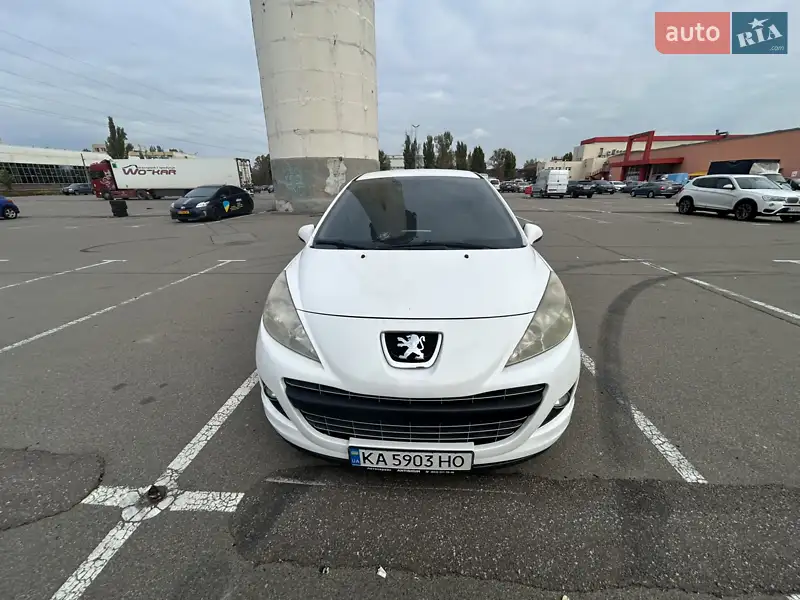 Peugeot 207