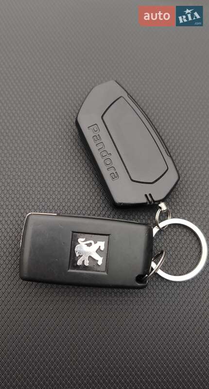 Хэтчбек Peugeot 207 2010 в Киеве фото 20 Хэтчбек Peugeot 207 2010 в Киеве