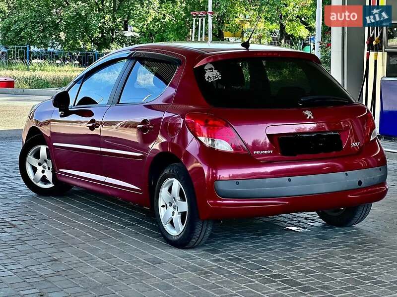 Хетчбек Peugeot 207 2010 в Миколаєві