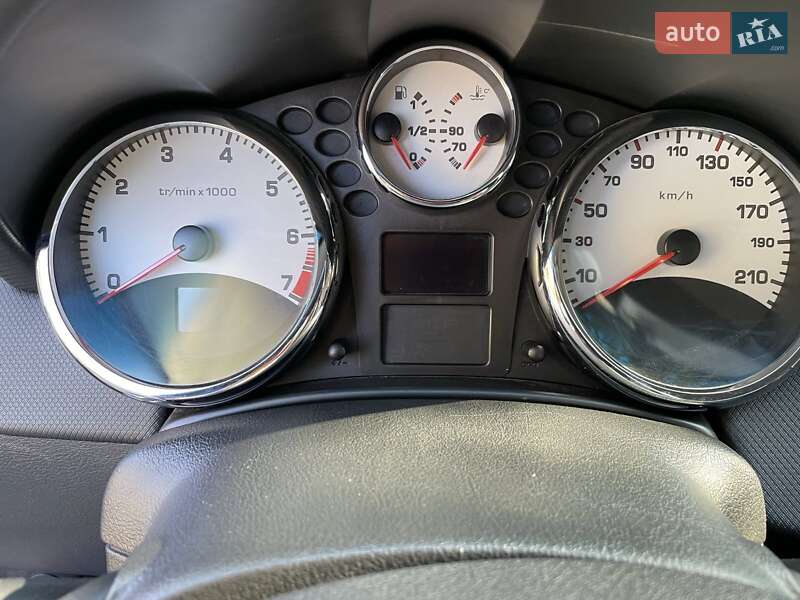 Хетчбек Peugeot 207 2010 в Миколаєві