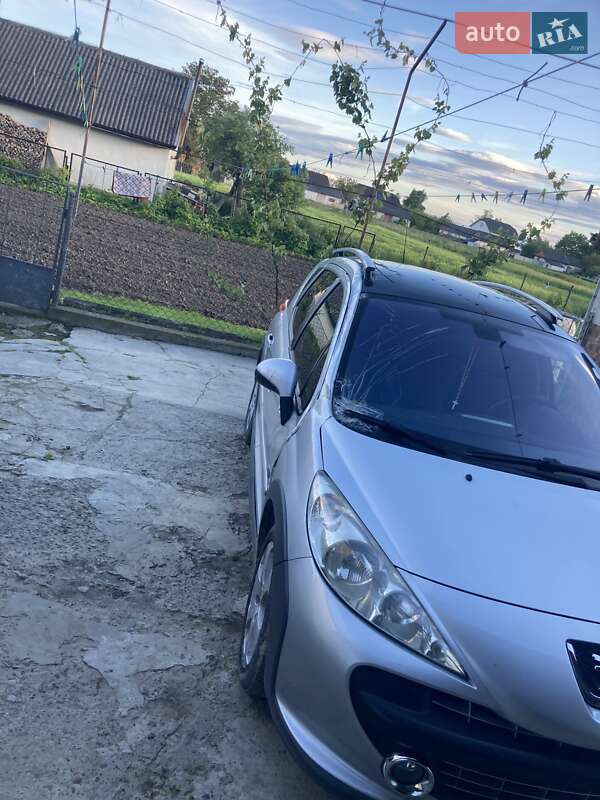 Универсал Peugeot 207 2008 в Львове