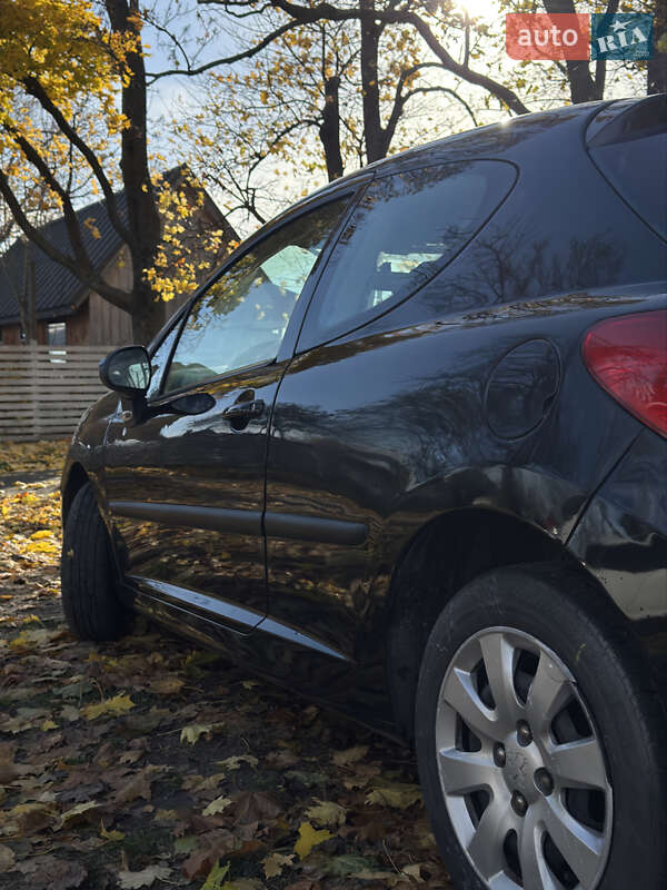 Хэтчбек Peugeot 207 2006 в Киеве фото 18 Хэтчбек Peugeot 207 2006 в Киеве