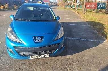 Хэтчбек Peugeot 207 2011 в Киеве