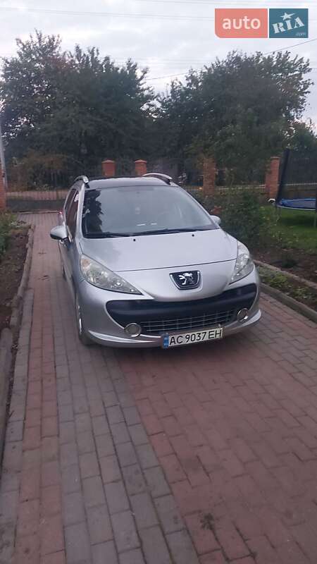 Універсал Peugeot 207 2008 в Нововолинську