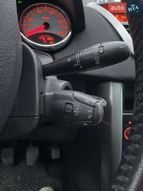 Универсал Peugeot 207 2008 в Новояворовске