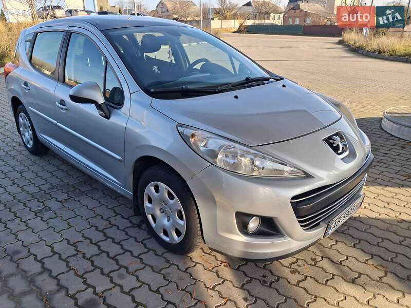 Peugeot 207 2009