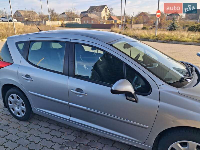 Универсал Peugeot 207 2009 в Жмеринке