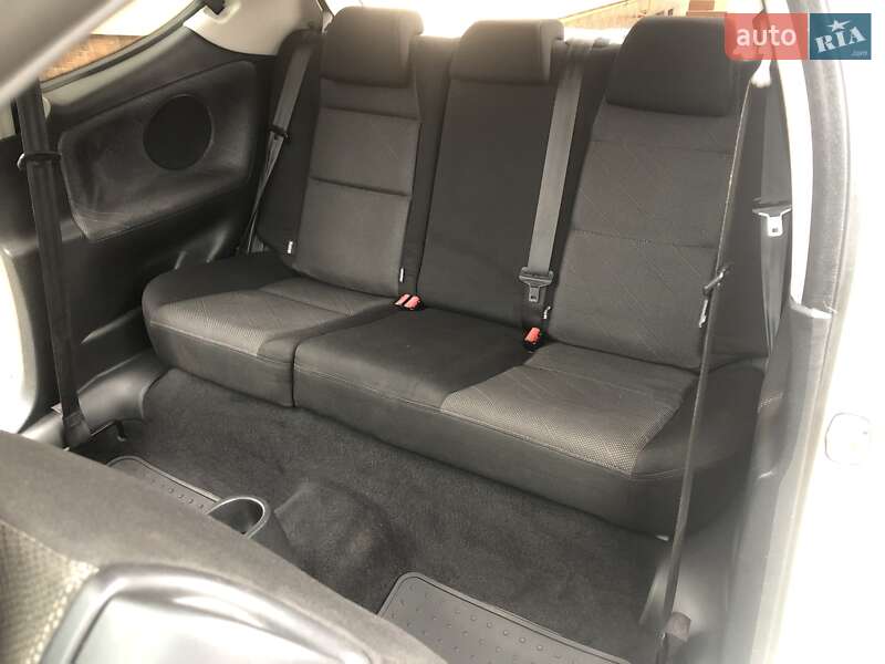 Хетчбек Peugeot 207 2007 в Стрию