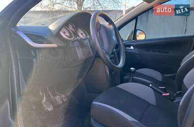 Хетчбек Peugeot 207 2009 в Волочиську