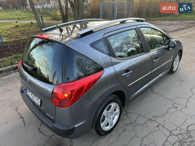 Універсал Peugeot 207 2011 в Житомирі