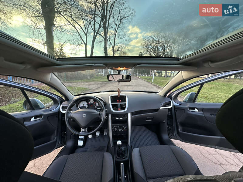 Універсал Peugeot 207 2011 в Житомирі