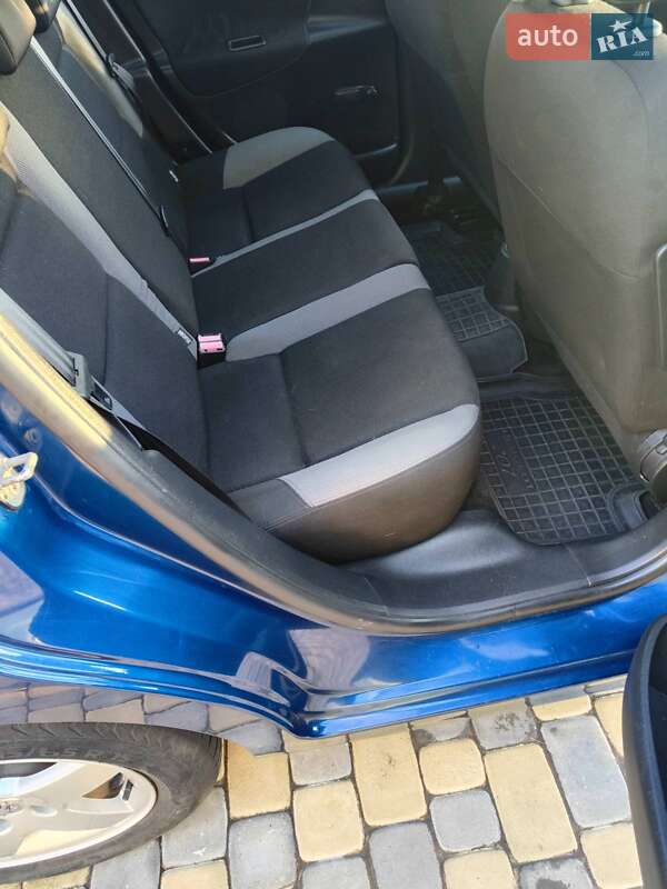 Хэтчбек Peugeot 207 2008 в Самборе