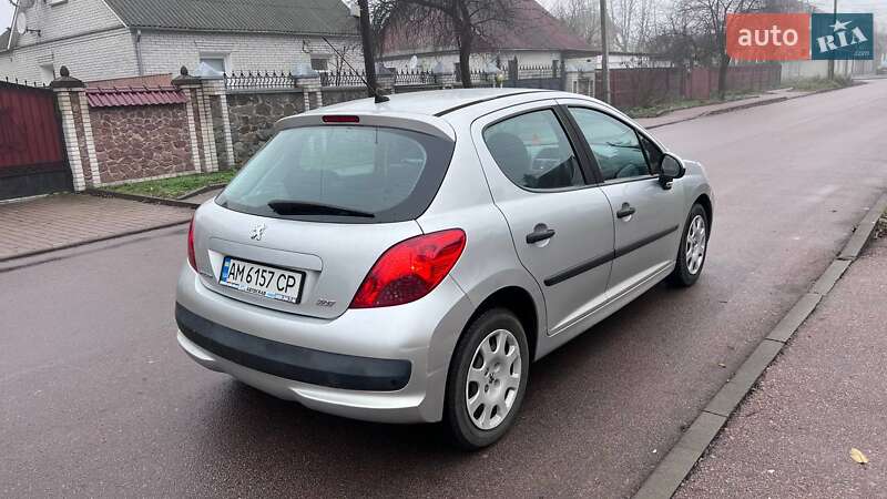Хэтчбек Peugeot 207 2008 в Житомире фото 3 Хэтчбек Peugeot 207 2008 в Житомире