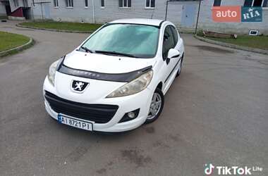 Хэтчбек Peugeot 207 2010 в Богуславе