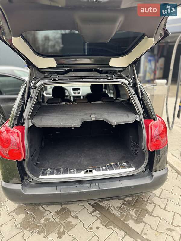 Універсал Peugeot 207 2011 в Тернополі