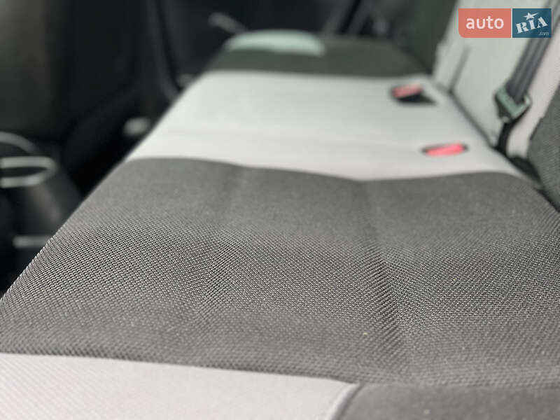 Универсал Peugeot 207 2009 в Вапнярке