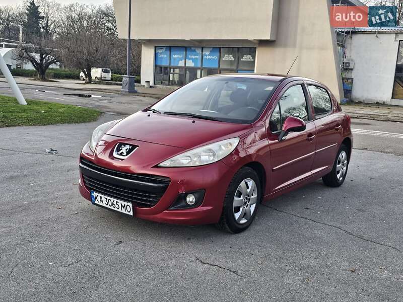 Peugeot 207 2010