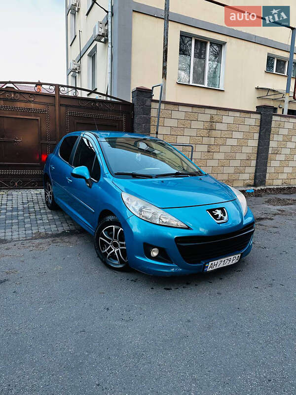 Хэтчбек Peugeot 207 2012 в Днепре фото 2 Хэтчбек Peugeot 207 2012 в Днепре