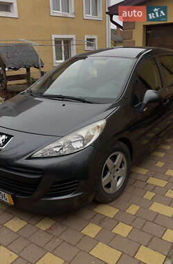Хэтчбек Peugeot 207 2011 в Самборе