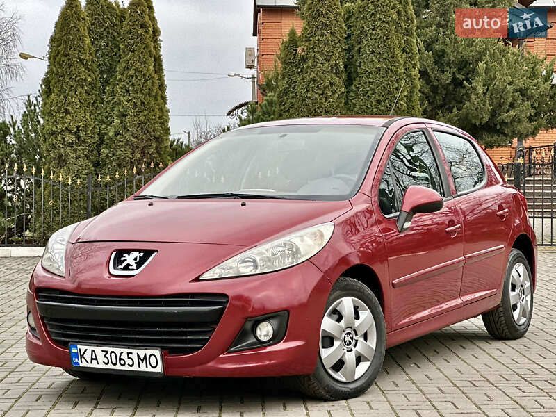 Peugeot 207 2010 Peugeot 207 2010