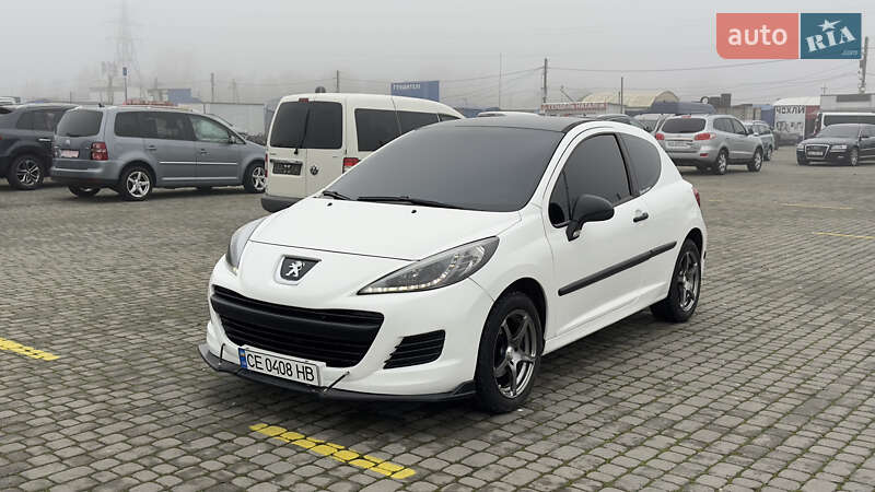 Хетчбек Peugeot 207 2010 в Чернівцях фото 3 Хетчбек Peugeot 207 2010 в Чернівцях