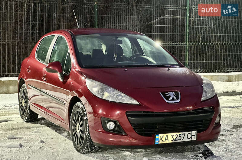 Peugeot 207 2010